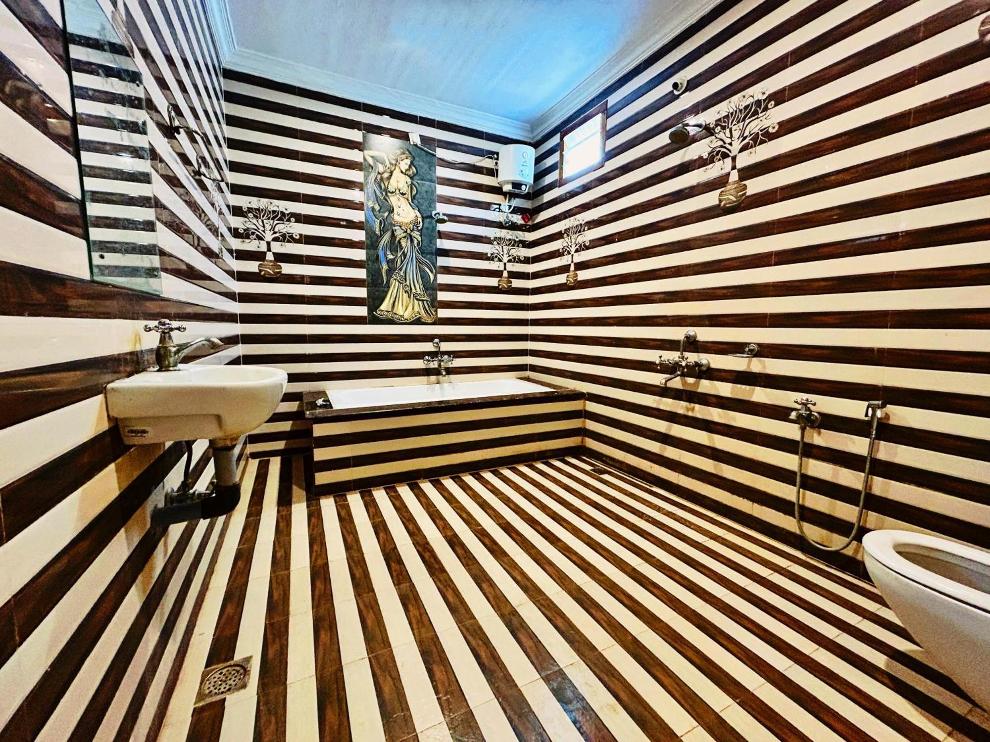 La Bay Luxury Beach Bungalow Puducherry Eksteriør billede