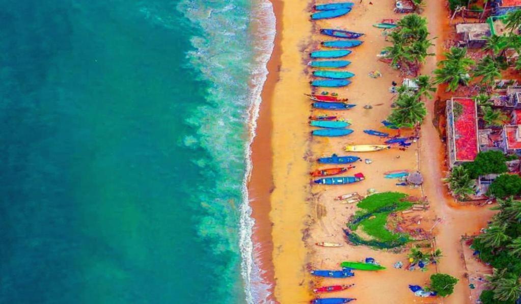 La Bay Luxury Beach Bungalow Puducherry Eksteriør billede