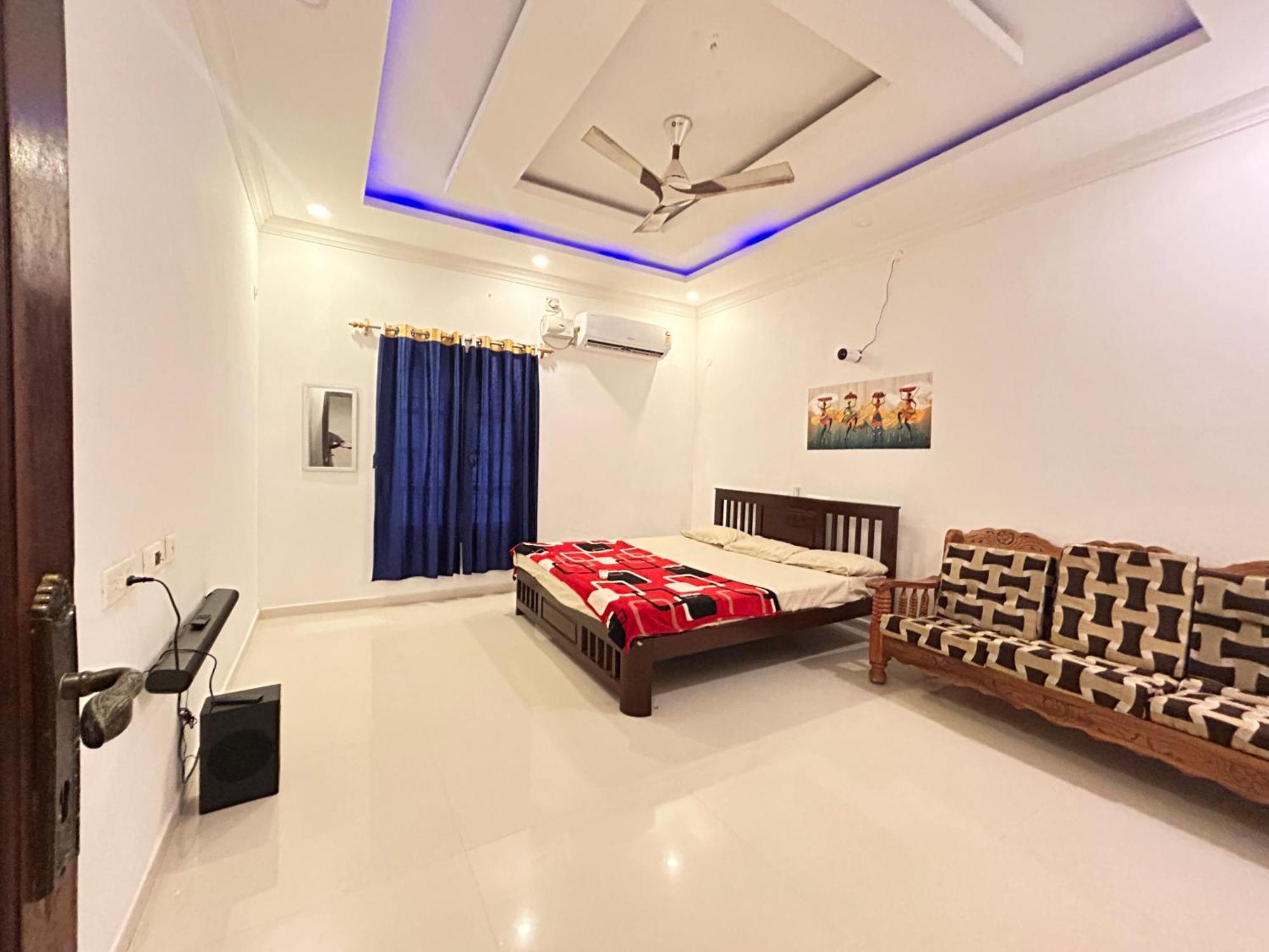 La Bay Luxury Beach Bungalow Puducherry Eksteriør billede